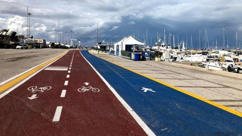 Beach E Relax A Giulianova Εξωτερικό φωτογραφία